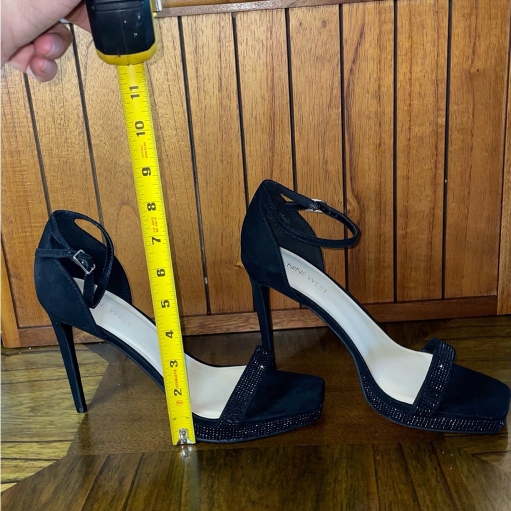 New Nine West high heels sparkle black mini gem one strap toe shape size 9.5 - Picture 3 of 9